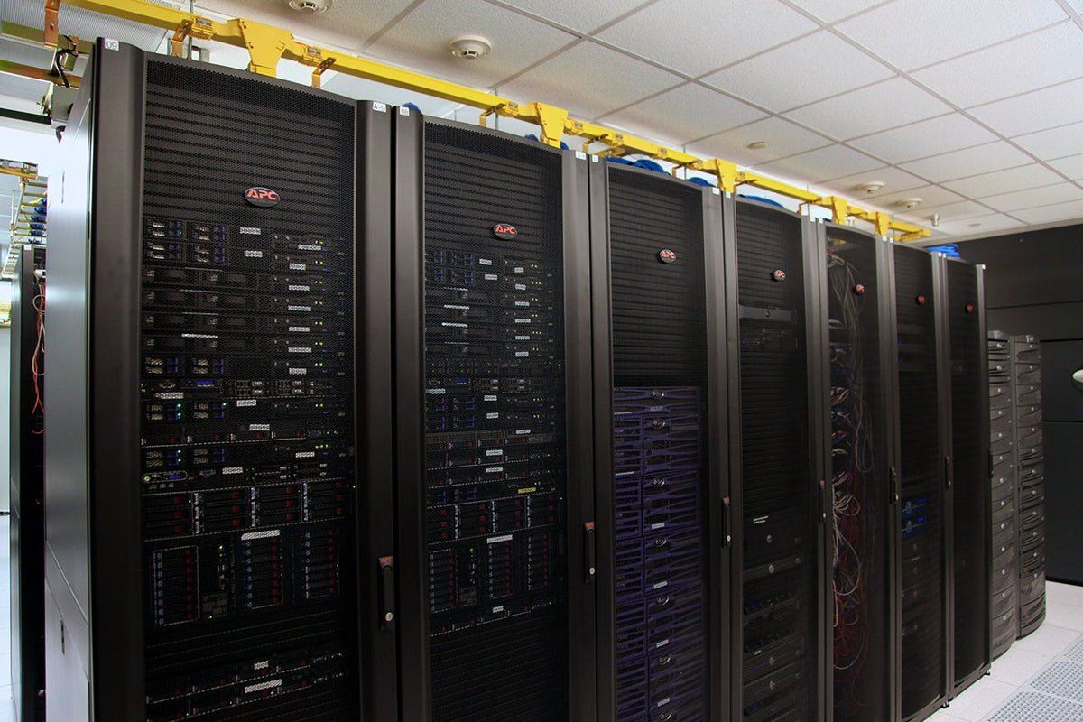 Walkie Talkies | Top Searches | Best Radios For Data Centres