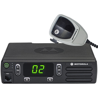 Motorola DM1400 Digitales Mobilfunkgerät & Mikrofon