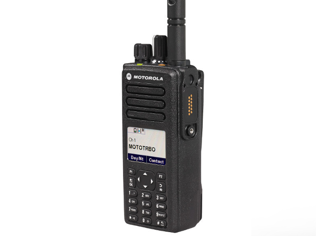 Motorola DP4800e Digitales Handfunkgerät