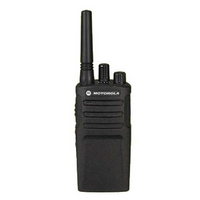 Motorola XT420  Walkie Talkie PMR Two Way 8 Channel Radio